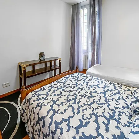 Chic Cannois Proche De La Croisette Апартаменты